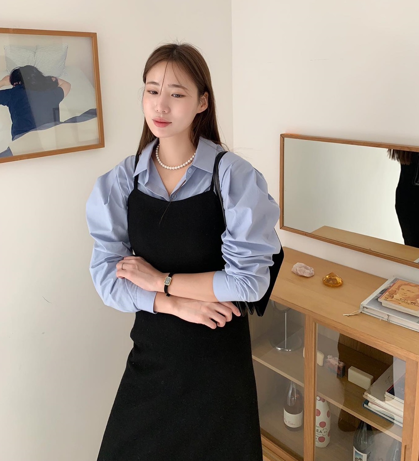 Diện áo sơ mi dài tay theo 10 cách chuẩn không khí mùa xuân - Ảnh 10. Diện áo sơ mi dài tay theo 10 cách chuẩn không khí mùa xuân - Ảnh 10.