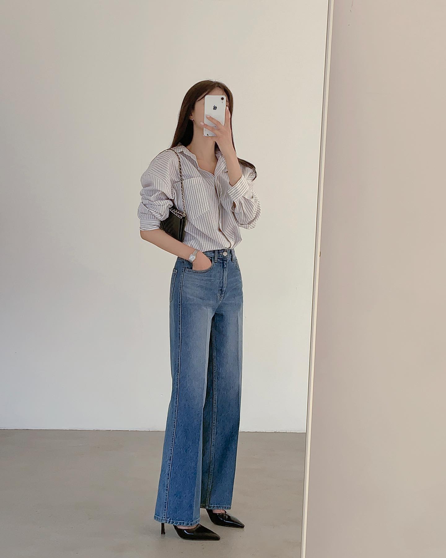 5 cách diện quần jeans cho nàng thấp bé - Ảnh 9. 5 cách diện quần jeans cho nàng thấp bé - Ảnh 9.