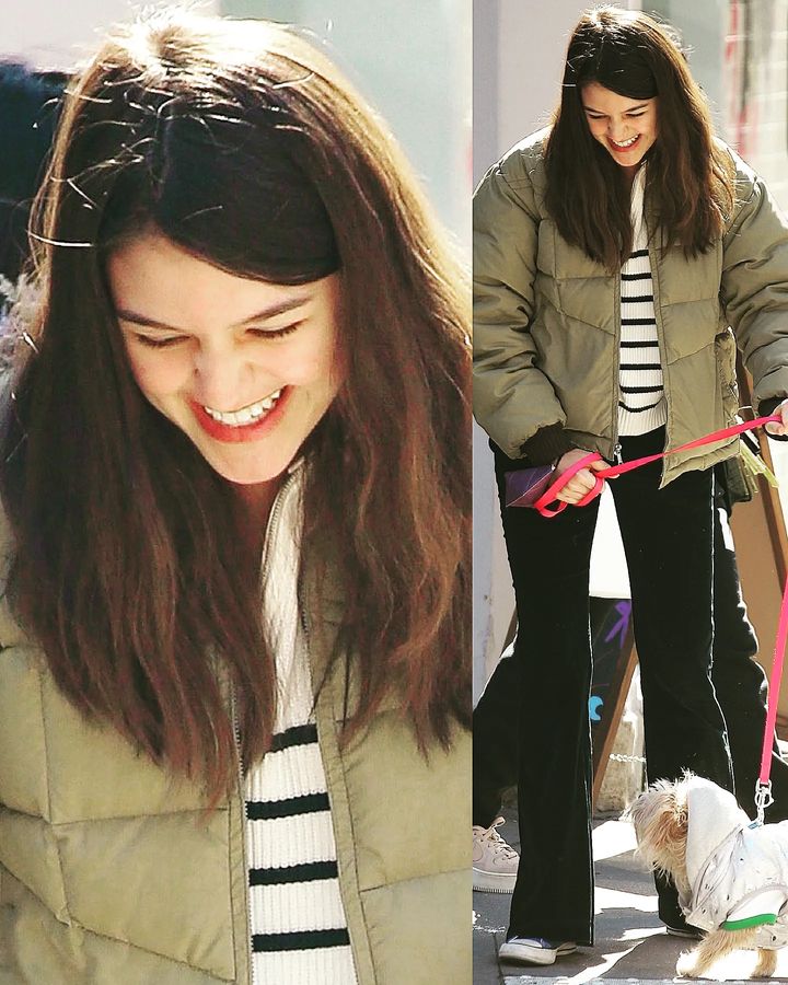 Từng có tủ quần áo vài triệu đô, Suri Cruise giờ chỉ thích tái sử dụng đồ cũ, có chiếc áo mặc gần chục lần vẫn không chán - Ảnh 2. Từng có tủ quần áo vài triệu đô, Suri Cruise giờ chỉ thích tái sử dụng đồ cũ, có chiếc áo mặc gần chục lần vẫn không chán - Ảnh 2.